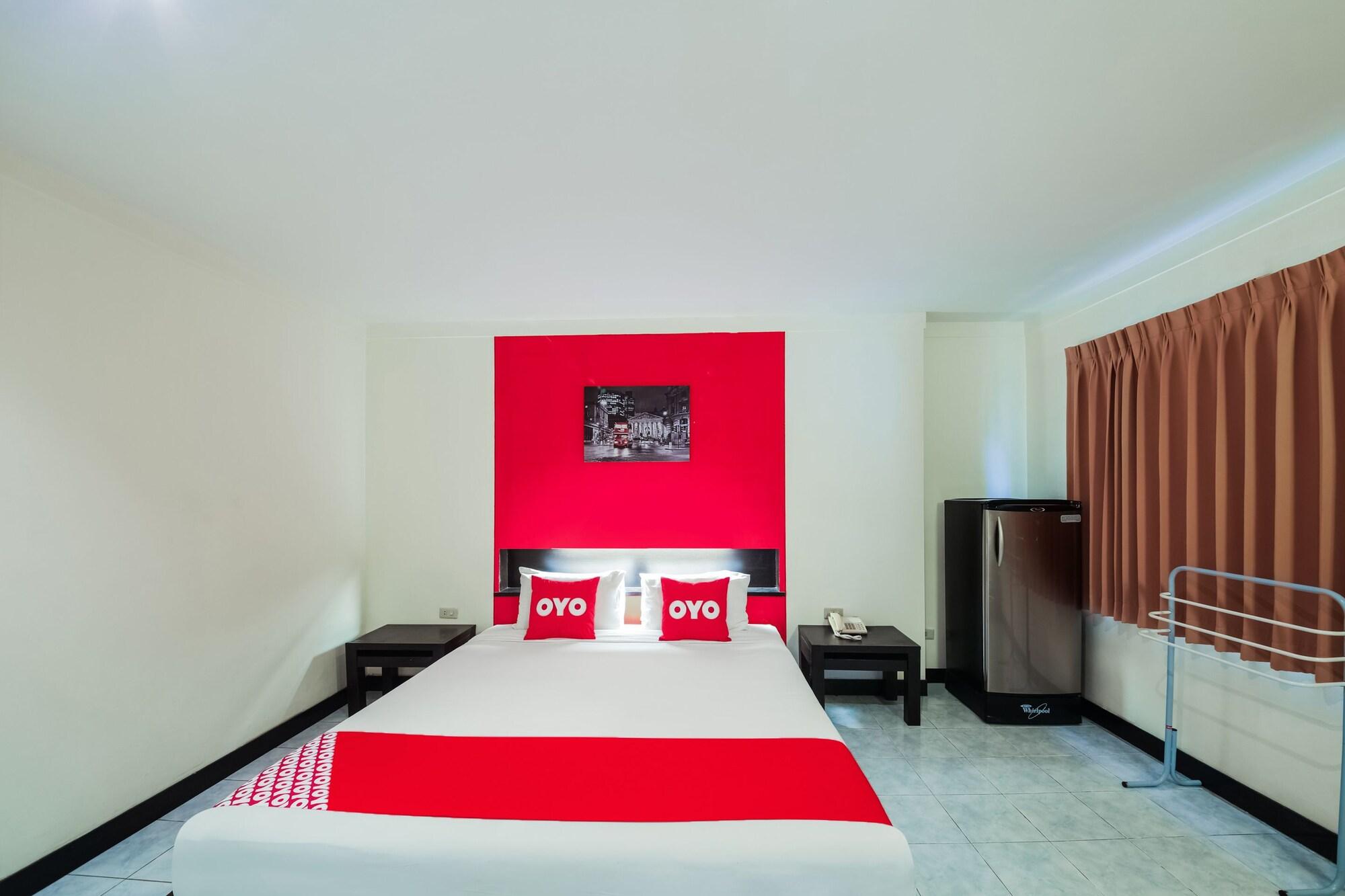 Oyo 244 Roar Inn Patong Eksteriør bilde