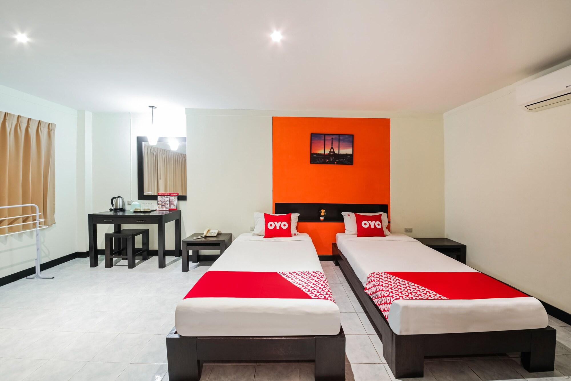 Oyo 244 Roar Inn Patong Eksteriør bilde
